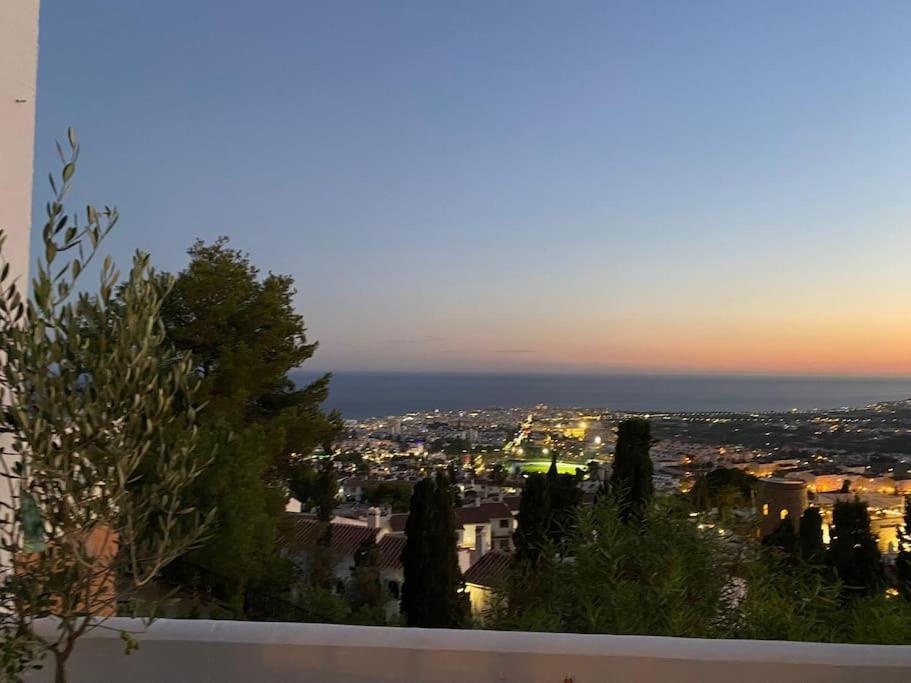 Precioso Apartamento Mandarinos Con Vistas Al Mar เนร์คา ภายนอก รูปภาพ