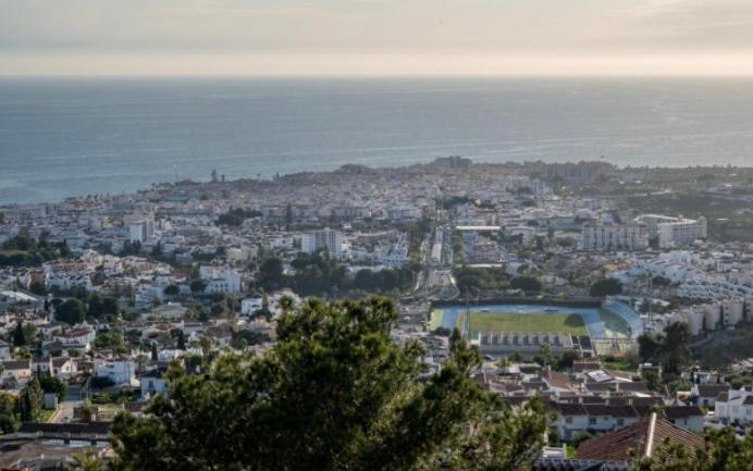 Precioso Apartamento Mandarinos Con Vistas Al Mar เนร์คา ภายนอก รูปภาพ
